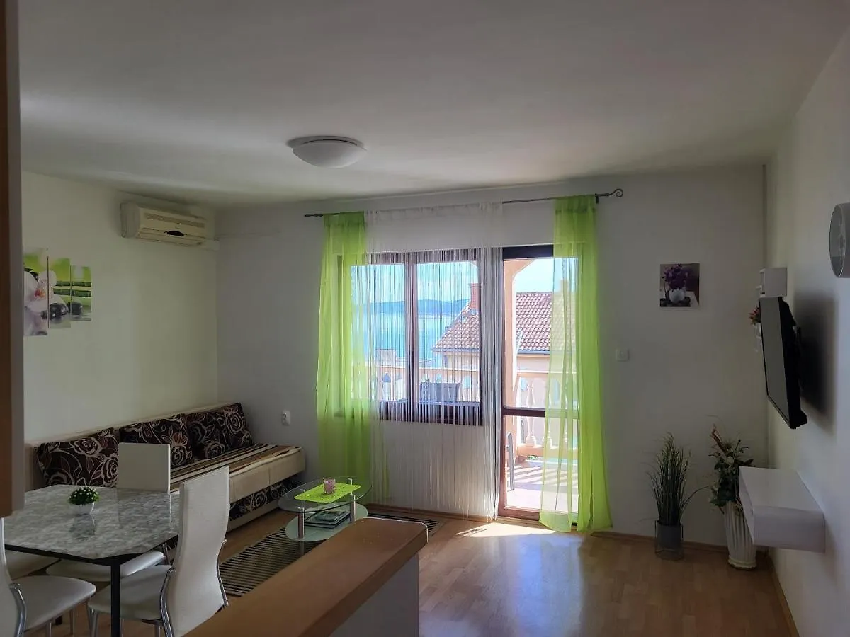 Apartment Snjezana Crikvenica