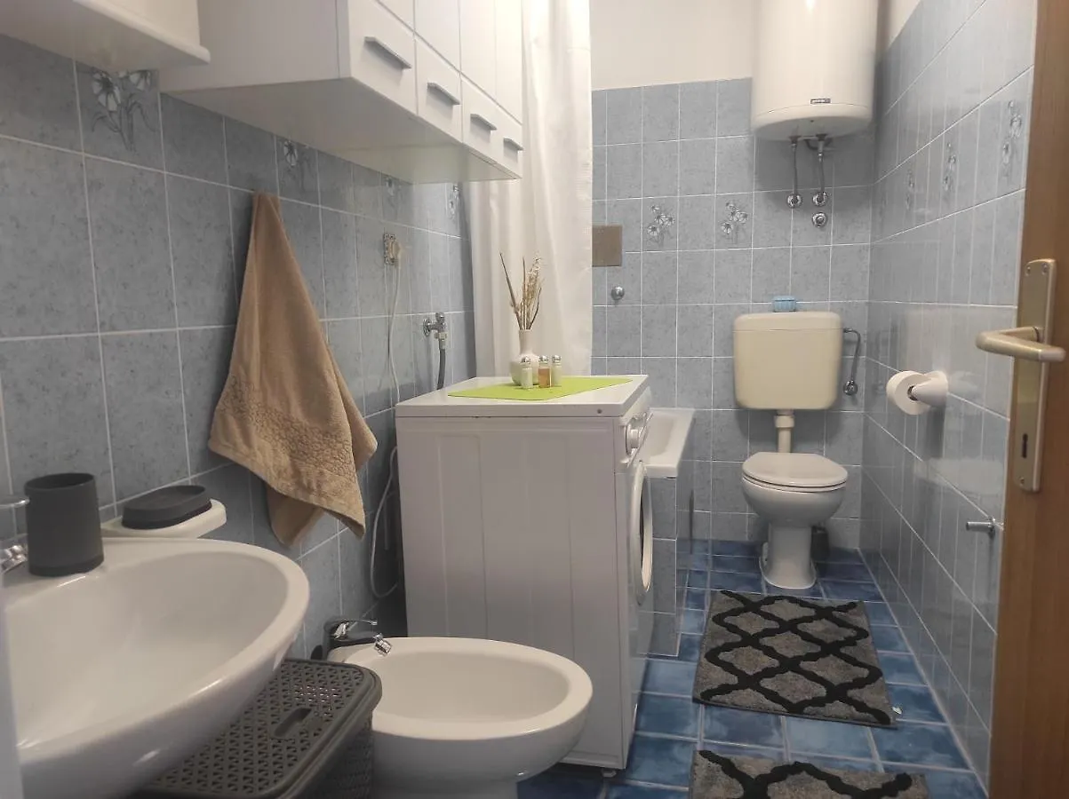 Apartment Snjezana Crikvenica