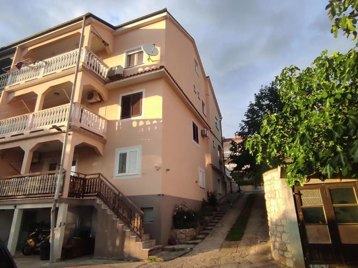 Apartment Snjezana Crikvenica 0*,
