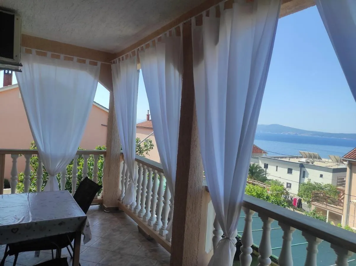 Apartment Snjezana Crikvenica
